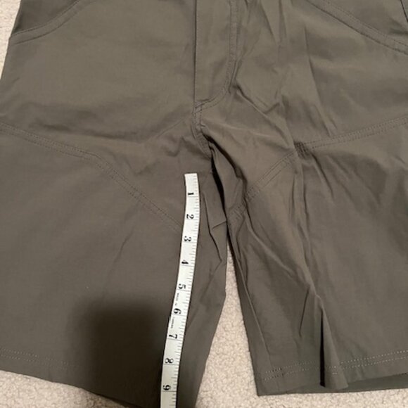 KUHL Brown Tech Fabric Cargo Shorts Size Men's 32 NWOT - Picture 5 of 5